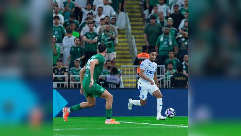 ما بين "المعجزة" وإنزاغي الغاضب.. تباين قمة الدوري السعودي