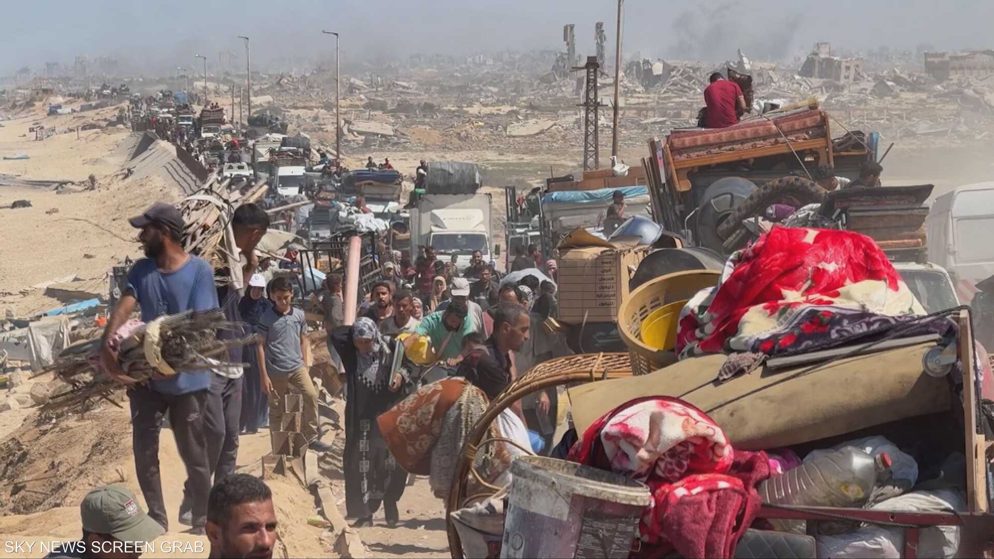 إسرائيل تواصل عملياتها في مدينة غزة ونزوح نصف مليون فلسطيني