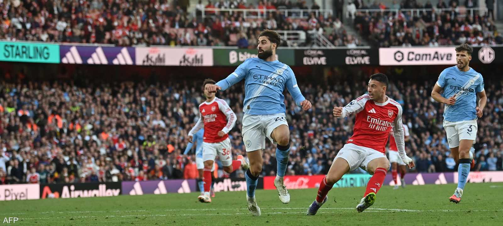 سجل البرازيلي غابرييل مارتينيلي هدف التعادل لأرسنال