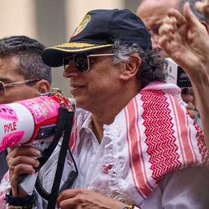 رئيس كولومبيا شارك في احتجاج شعبي في نيويورك