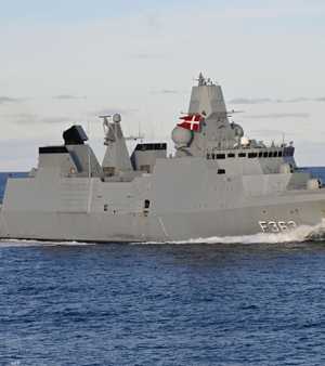 فرقاطة دنماركية تابعة لحلف الناتو_أرشيف