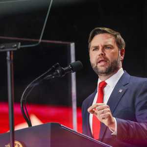 قال فانس إن ترامب كان واضحا بشأن من سيحكم غزة والضفة