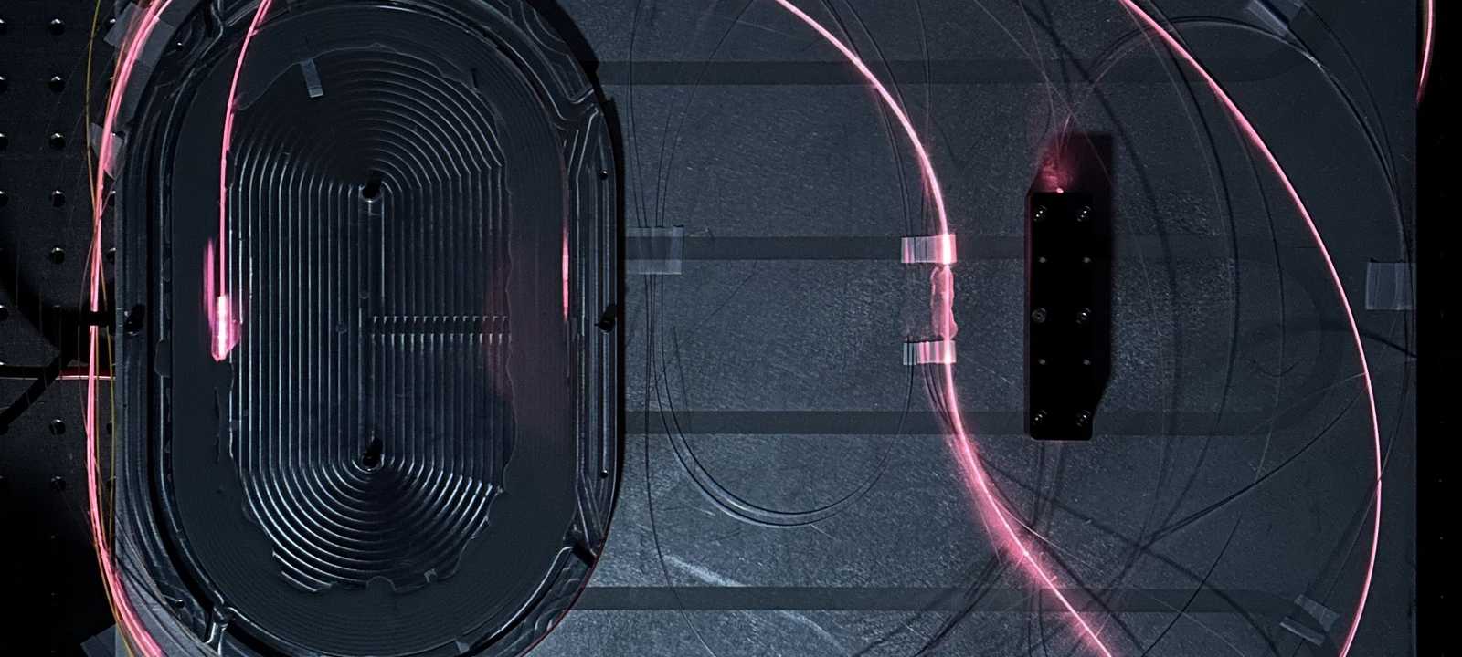 أبوظبي ترسخ ريادتها التقنية: ليزر ليفي مبتكر