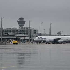 مطار ميونيخ يعود للحركة بعد اضطراب بسبب مسيرات