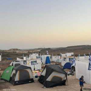 المستوطنون يطالبون بطرد سكان غزة من القطاع