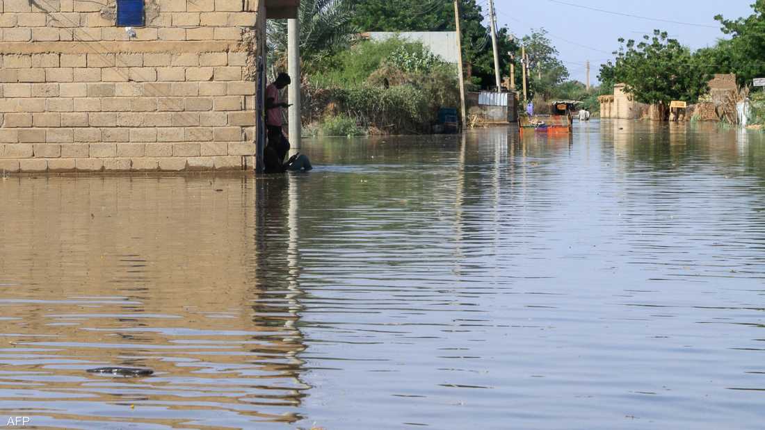 خاص
مياه تبتلع المنازل.. غرق أراضي "طرح النهر" يثير جدلا في مصر
