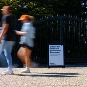 الإغلاق الحكومي يدخل أسبوعه الثاني