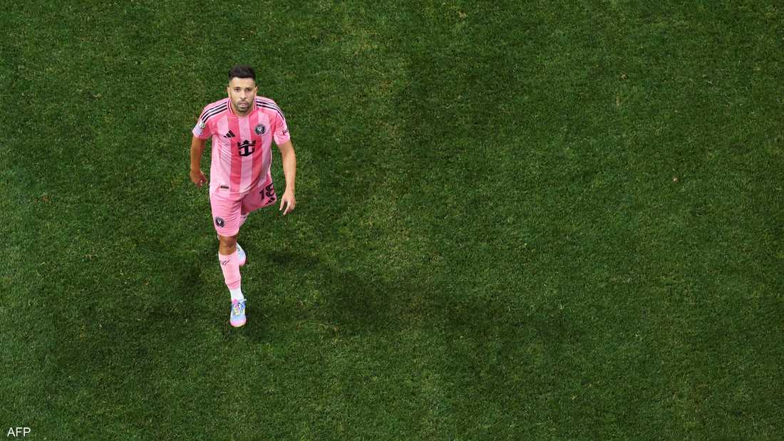صديق آخر لميسي يغادر الملاعب نهائيا
