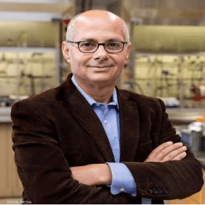 العالم العربي عمر ياغي يفوز بجائزة نوبل للكيمياء لعام 2025