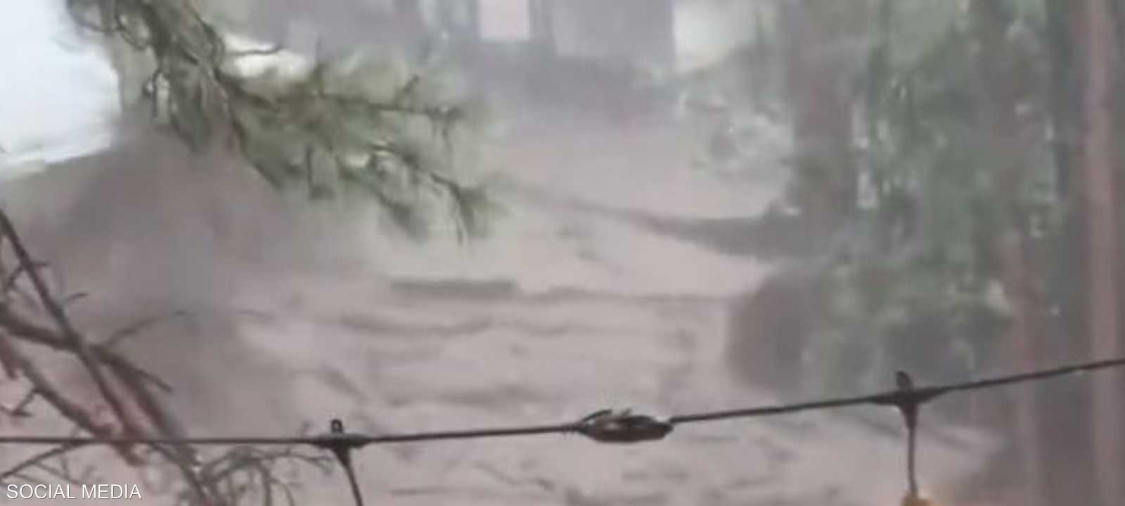 الأمطار الغزيرة أدت إلى سقوط عشرات الضحايا في المكسيك