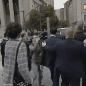 يعد زهران ممداني من الشخصيات السياسية المثيرة للجدل