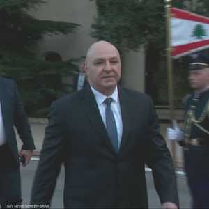 الرئيس اللبناني يدعو للانخراط بلاده في مسار التسويات