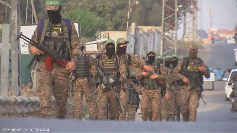 نتنياهو يلوح بفتح "أبواب الجحيم" على حماس إذا لم تسلم سلاحها