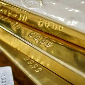 كاثي وود: مكاسب الذهب تقترب من نهايتها