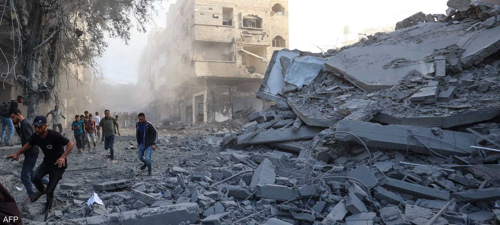 لحظة قصف إسرائيلي