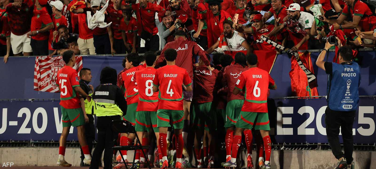 احتفال لاعبي المغرب خلال المباراة