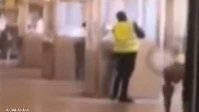 فيديو للحظة سرقة اللوفر.. والشرطة تبحث عن اللصوص