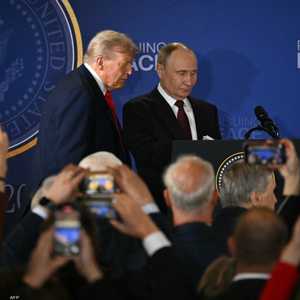 ترامب وبوتين خلال لقاء سابق