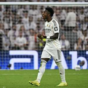 غضب فينيسويس بعد خروجه