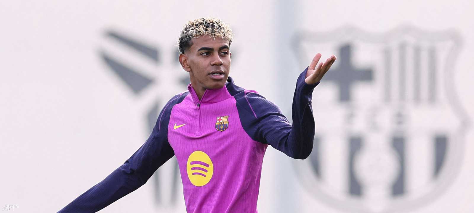 نجم برشلونة لامين يامال