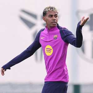 نجم برشلونة لامين يامال