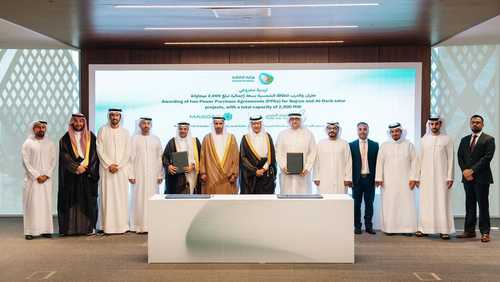 "مصدر" تفوز بتطوير محطتين للطاقة الشمسية في السعودية