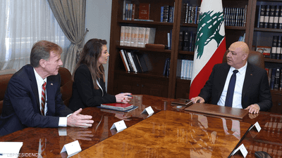 خلال لقائه أورتاغوس.. عون يطالب بوقف الغارات الإسرائيلية