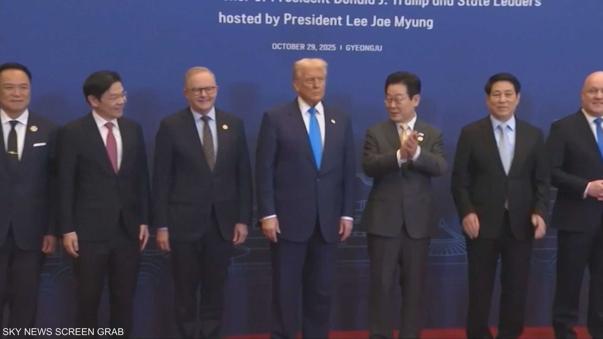 ترامب يحيي التحالفات ويقود أضخم جولة آسيوية منذ توليه الحكم