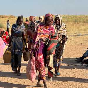 نازحون سودانيون بسبب المعارك غرب السودان
