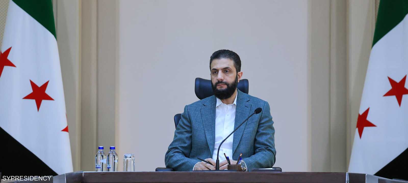 الشرع عقد الاجتماع في إدلب بعيدا عن مقر الرئاسة
