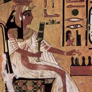 لعبة السينيت الشهيرة