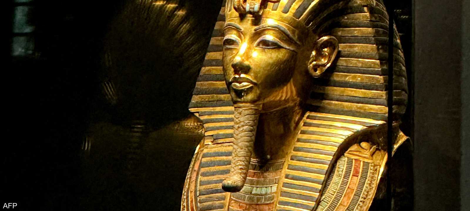 المجموعة الكاملة للفرعون توت عنخ آمون اكتُشفت عام 1922