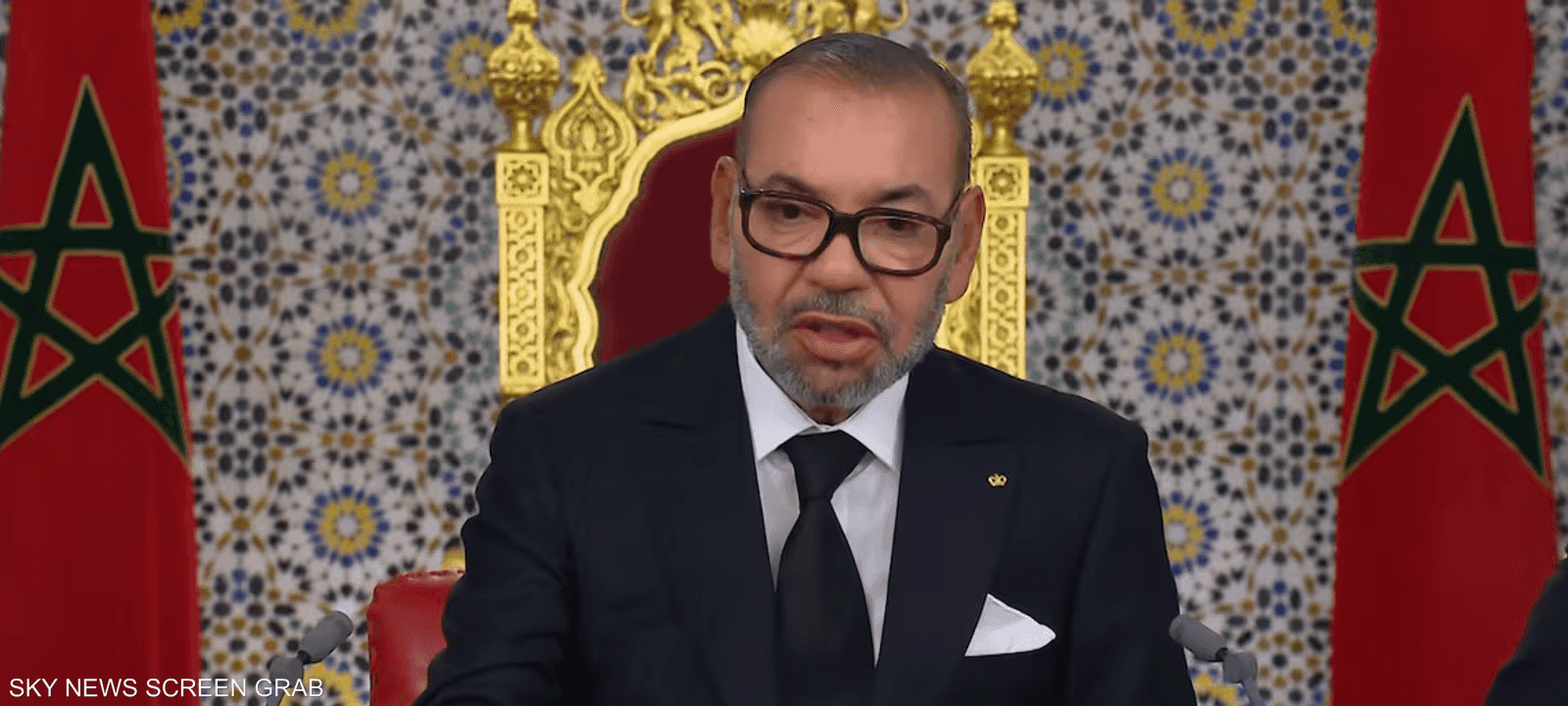 الملك محمد السادس خلال إلقائه خطابا