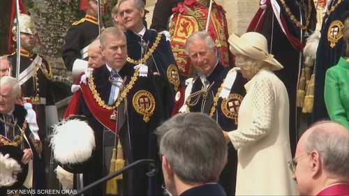 الملك تشارلز الثالث يجرد شقيقه من كل ألقابه