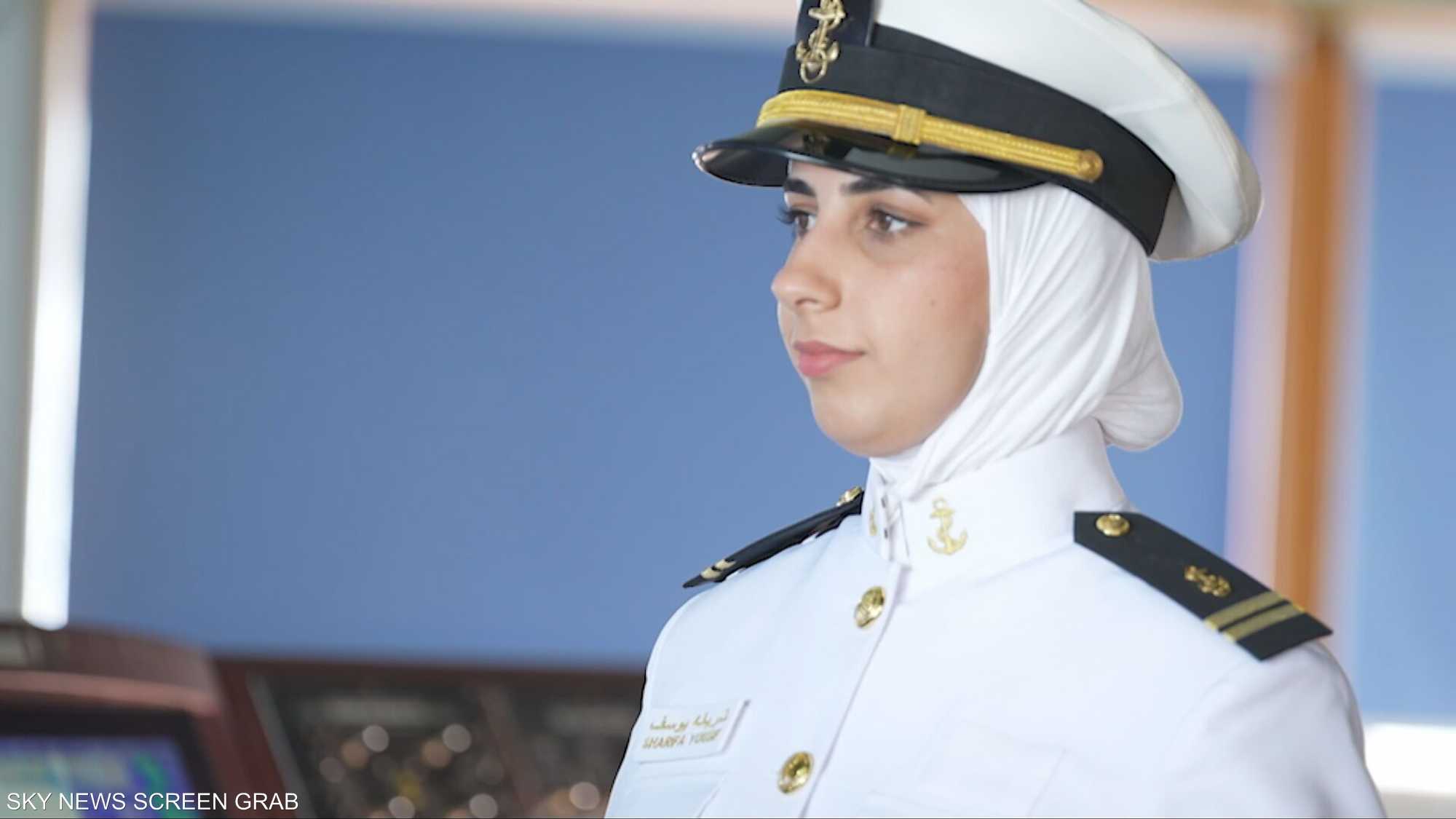 شريفة يوسف أول ضابطة إماراتية على أسطول أدنوك