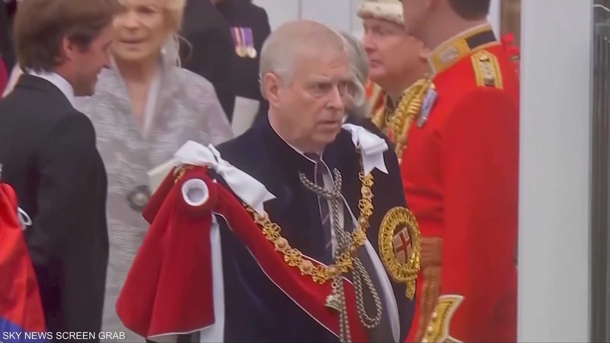 الملك تشارلز يسحب الألقاب من الأمير أندرو