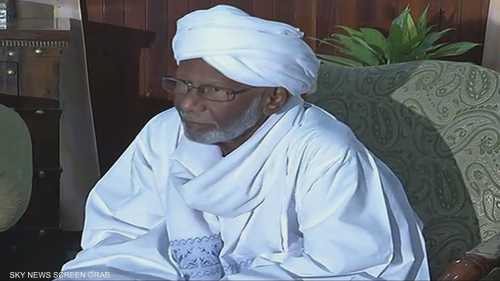 حسن الترابي.. مهندس التحالف العسكري الإسلامي في السودان