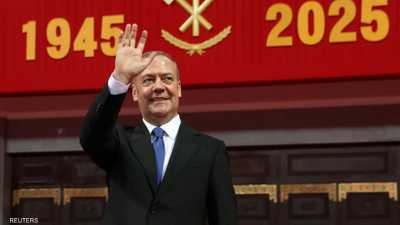 مدفيديف يعلّق "بسخرية" على تصريحات ترامب النووية