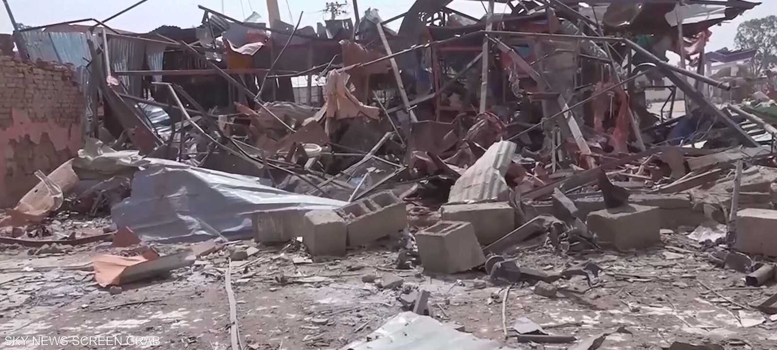 البرهان يتحدى الدعوات الدولية للهدنة ويصر على القتال