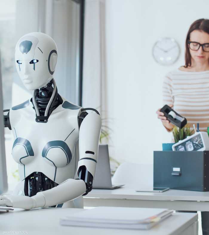 الذكاء الاصطناعي يهدد الوظائف ويعيد رسم سوق العمل