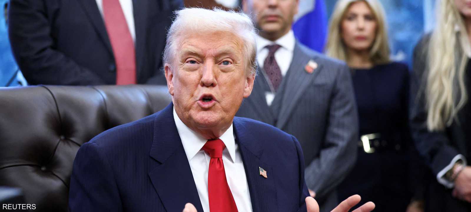 ترامب يحذر من تبعات حكم المحكمة العليا على الرسوم