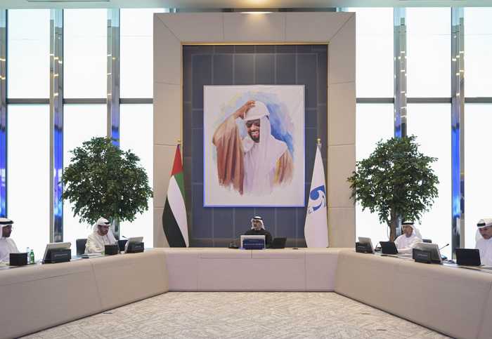 ولي عهد أبوظبي يترأس اجتماع اللجنة التنفيذية لمجلس "أدنوك"