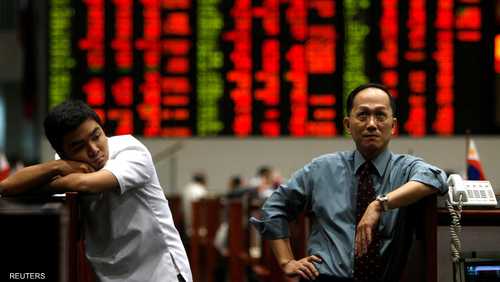 أرشيفية: متعاملون في بورصة الفلبين - الأسواق الآسيوية