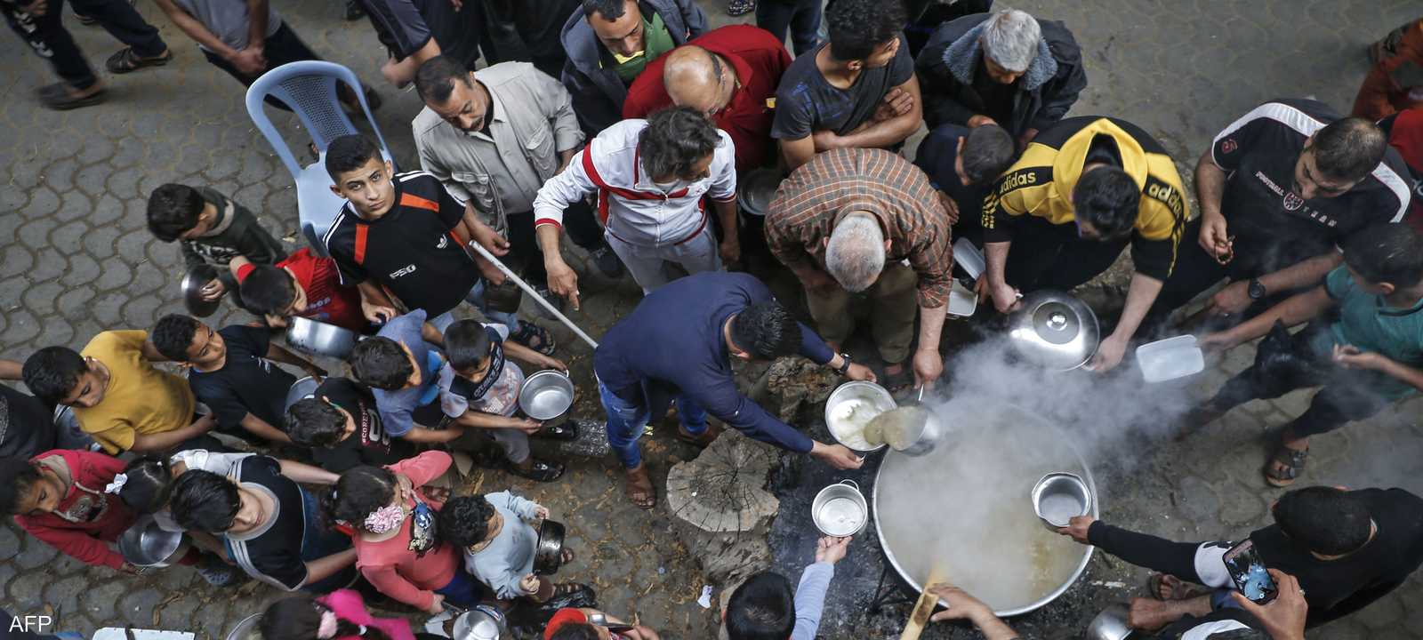 يعاني سكان غزة من الحاجة الماسّة للغذاء.. أرشيفية