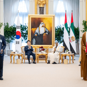 يقوم الرئيس الكوري بزيارة رسمية إلى دولة الإمارات