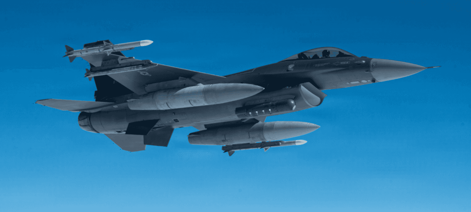 جاء التمرين في وقت توترت فيه العلاقات بين طوكيو وبيكين