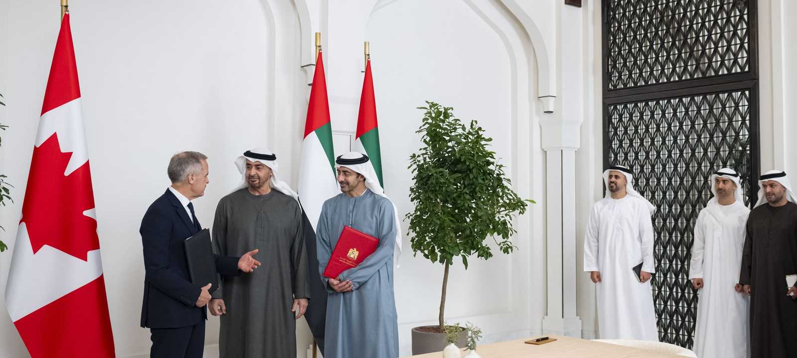 الشيخ محمد بن زايد آل نهيان رئيس دولة الإمارات