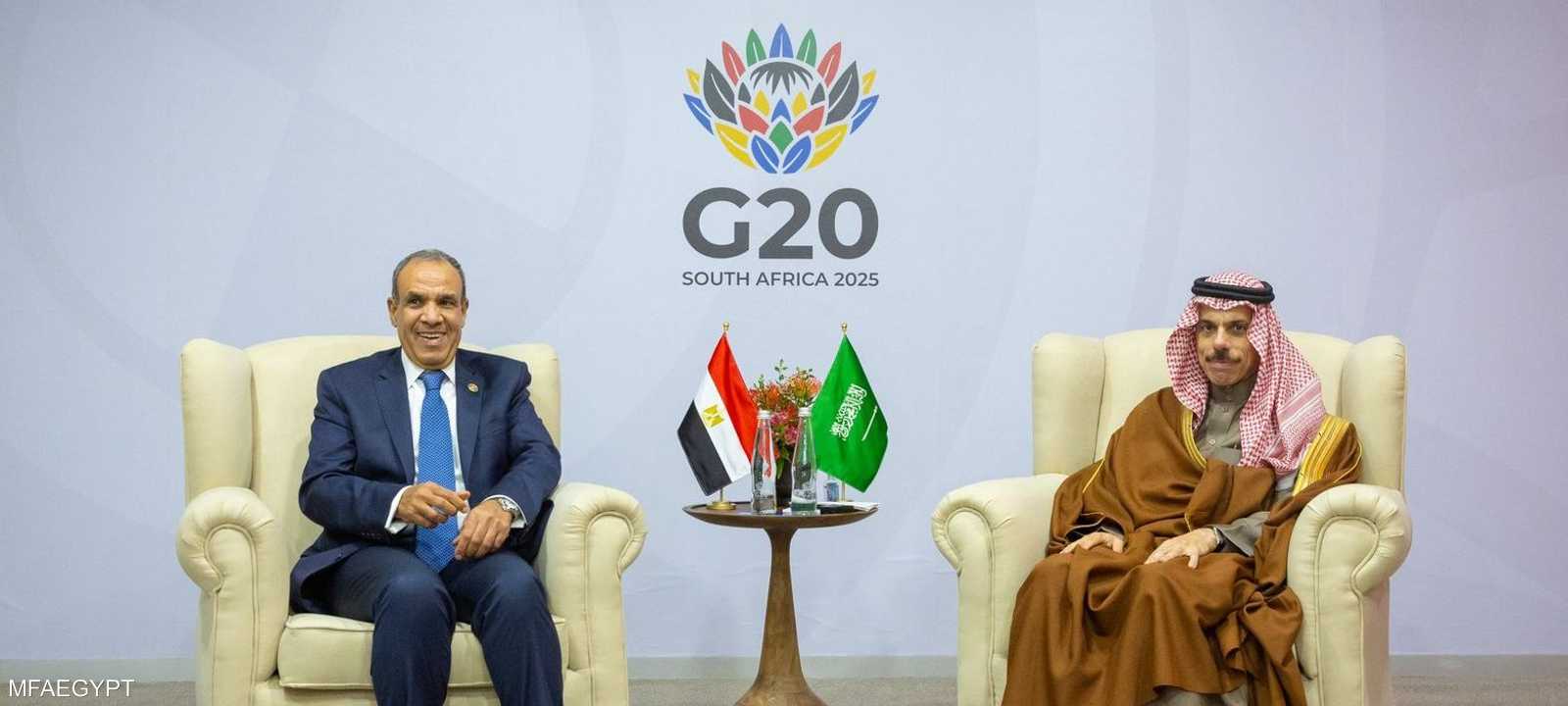 التقى الوزيران على هامش قمة العشرين