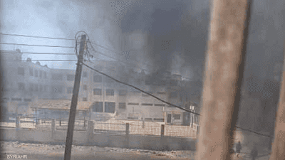 حظر تجوال وانتشار للجيش السوري.. ماذا يحدث في حمص؟