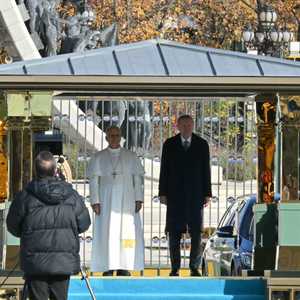 أردوغان يستقبل البابا في أنقرة